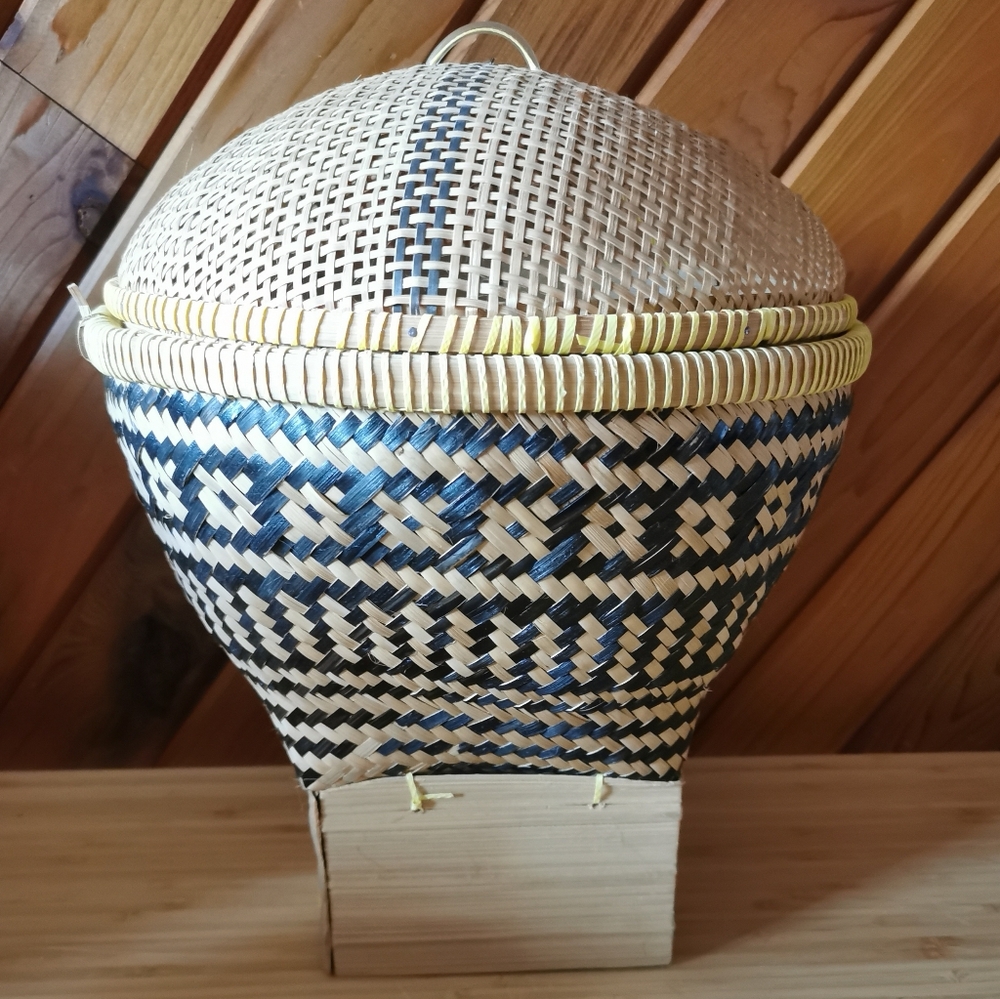 Vintage Handwoven Bamboo Basket w/ Lid – Indonesian Artisan Storage Bowl